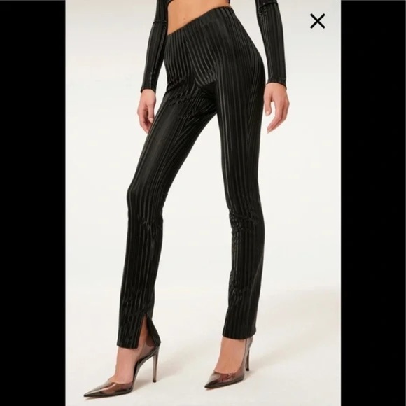 Good American NWT Black Hologram Pleat Pants - Picture 1 of 8